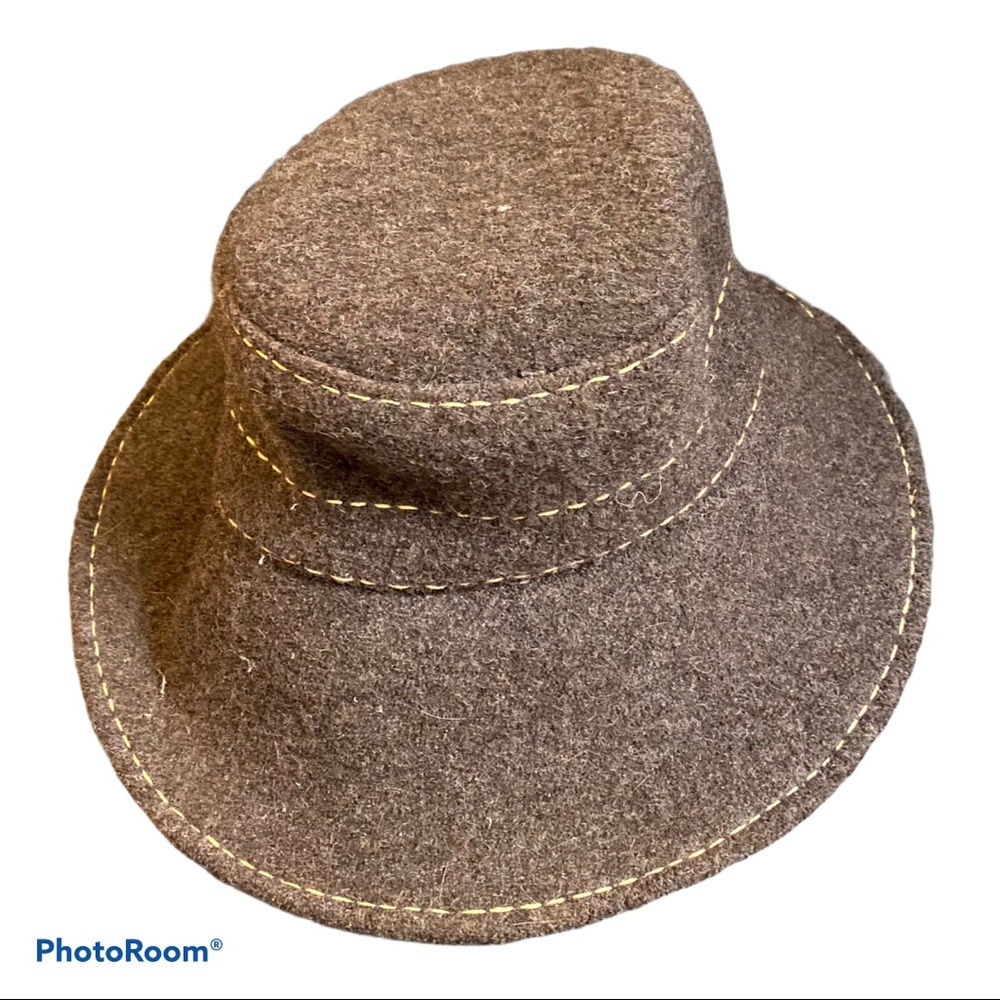 Lucy Barlow Hat